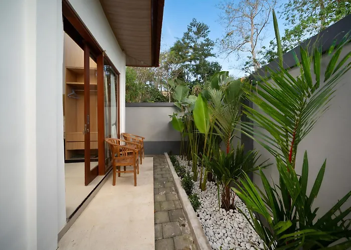 Lebah Asri Uluwatu (Bali)